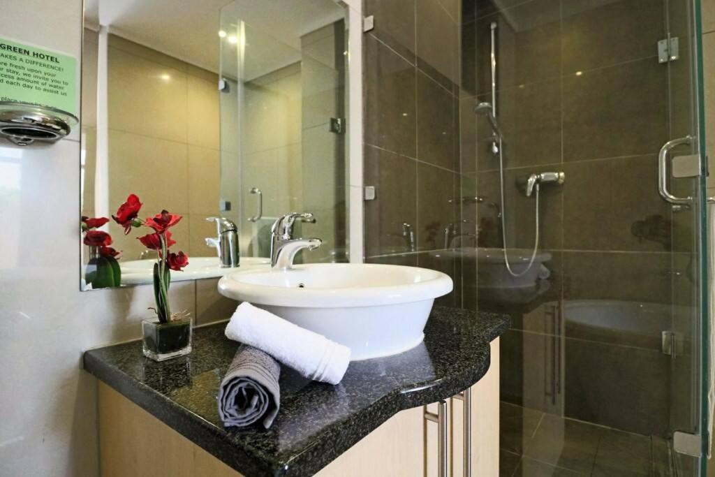 Upmarket Sandton Hydro Park Apartments Johannesburg Ngoại thất bức ảnh